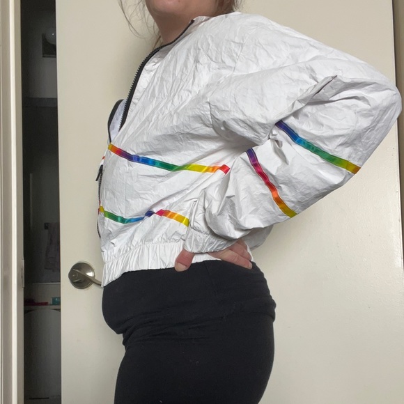 Forever 21 Cropped Lightweight Windbreaker style Jacket - Picture 4 of 6